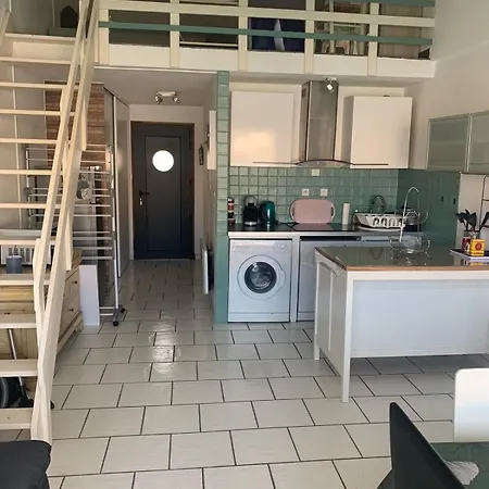 Duplex Facing The Port شقة فرونتينيان