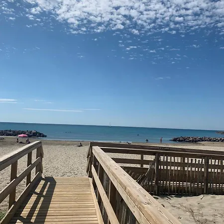 Duplex Facing The Port Apartment *