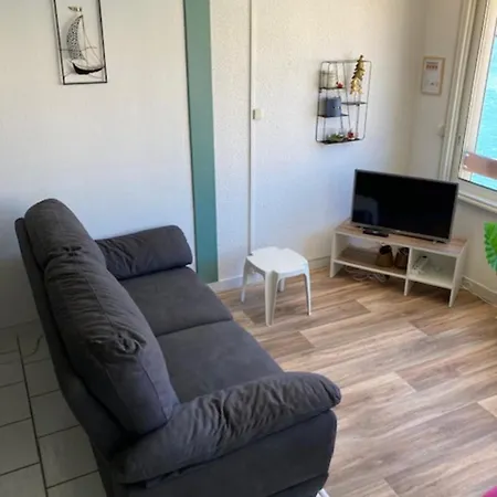 Duplex Facing The Port شقة *