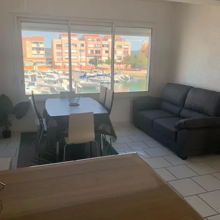 Apartment Duplex Facing The Port Frontignan